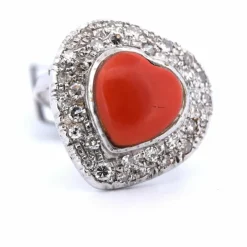 Bague coeur corail en or blanc