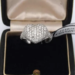 Bague coeur en diamant