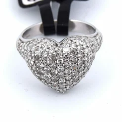 Bague coeur en diamant