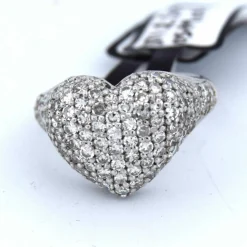 Bague coeur en diamant