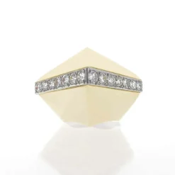 Bague Conique en Or Jaune et Diamants