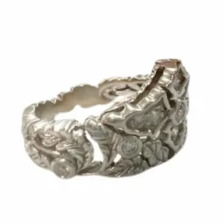Bague contemporaine du 20ème siècle en or 18 kt avec diamants 9 unités