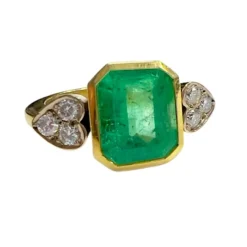 Bague contemporaine en or Silo XX avec diamants et émeraudes - avec certificat HRD