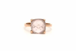 Bague contemporaine en or rose 18 carats sertie d'un quartz