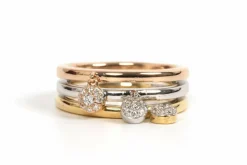 Bague contemporaine en or jaune, blanc et rose 18 carats sertie de diamants