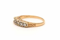 Bague contemporaine en or jaune 18 carats sertie de diamants "taille" brillant (+-0.36ct)