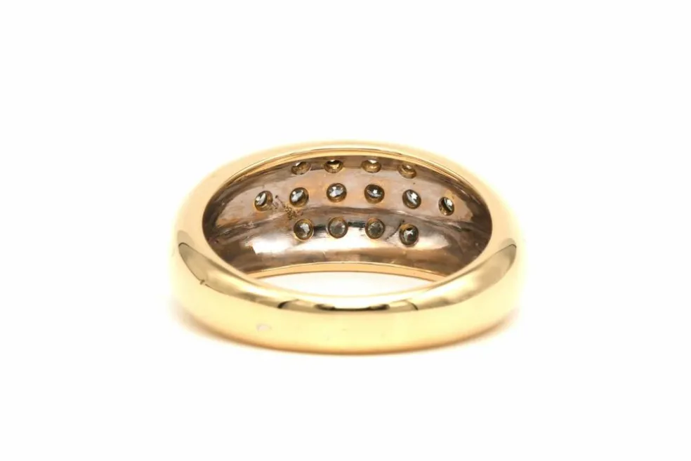 Bague contemporaine en or jaune 18 carats sertie de diamants