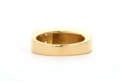 Bague contemporaine en or jaune 18 carats sertie de diamants