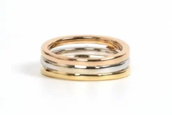 Bague contemporaine en or jaune, blanc et rose 18 carats sertie de diamants