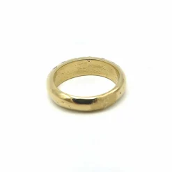 Bague contemporaine en or 18 carats avec diamants en forme de dôme