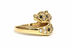 Bague contemporaine en or jaune, saphirs, diamants
