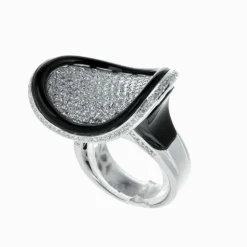 Bague Contemporaine or blanc diamants et onyx