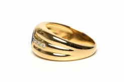 Bague contemporaine or jaune, saphir et diamants
