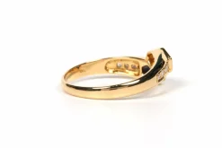 Bague contemporaine or jaune, saphirs bleu et jaune, diamants