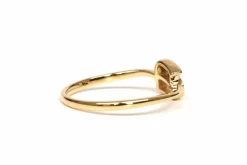 Bague contemporaine or jaune, saphirs, diamants