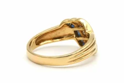 Bague contemporaine or jaune, saphirs, diamants