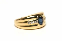 Bague contemporaine or jaune, saphir et diamants