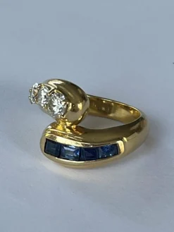 Bague Croisée Or Jaune Diamants Saphirs Calibrés