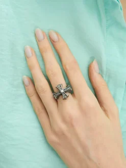 Bague Croix Médiévale diamants bruns