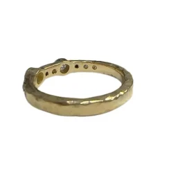 Bague de créateur moderne en or avec diamants