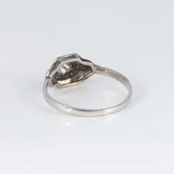 Bague de fiançailles Art Déco or blanc et diamant