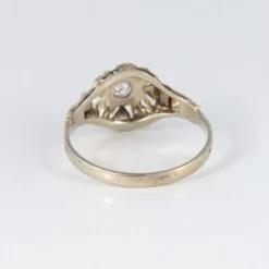 Bague de fiançailles Art Déco or blanc et diamant
