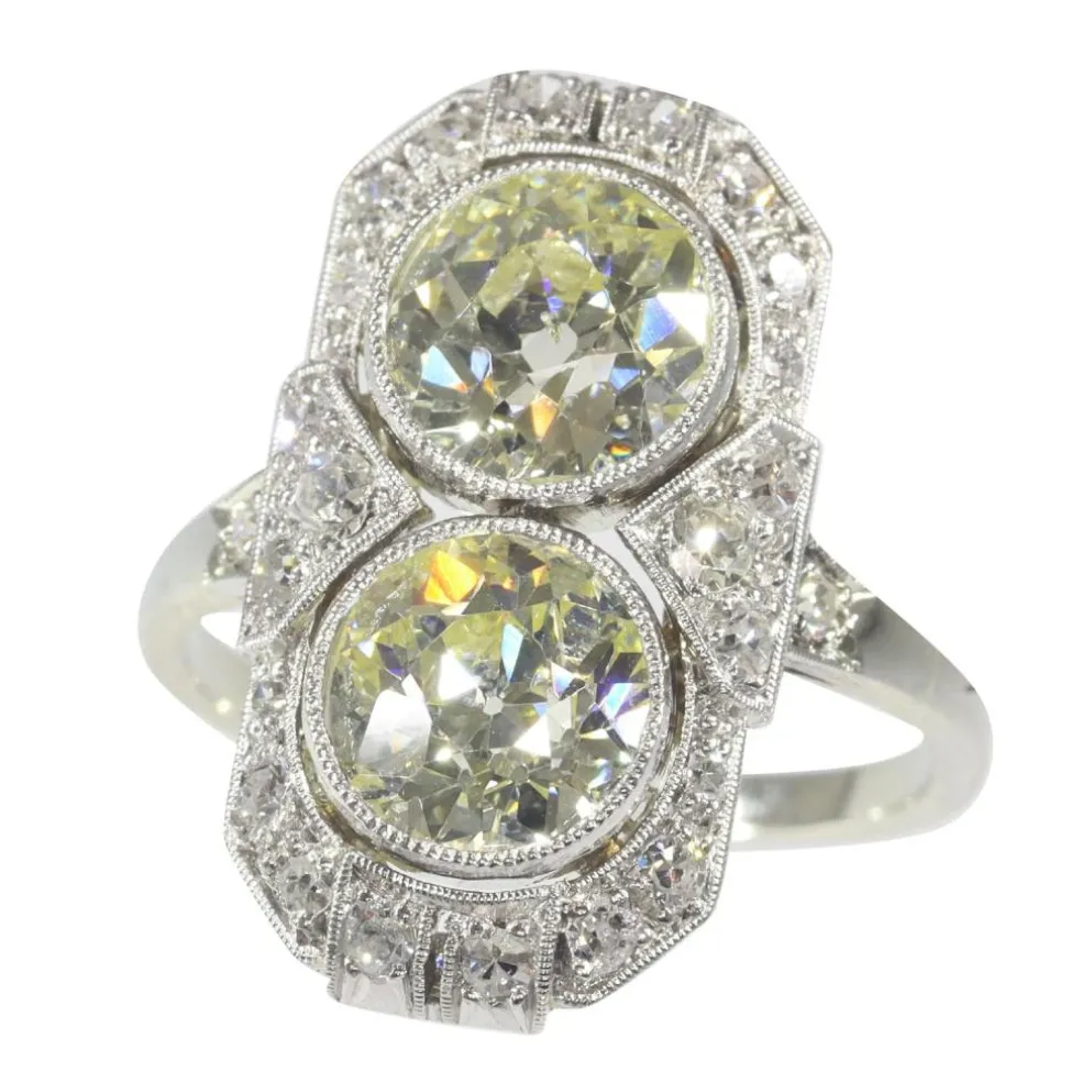 Bague de fiançailles Art Déco avec diamants
