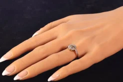Bague de fiançailles, diamant, or