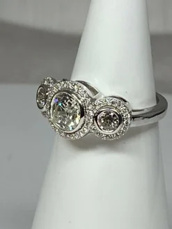 Bague de fiançailles, diamants