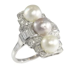 Bague de fiançailles diamant et perle