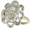 Bague de fiançailles en diamant