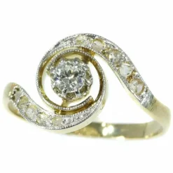 Bague de fiançailles en diamant