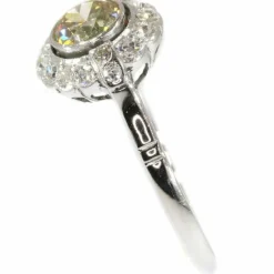Bague de fiançailles en diamant