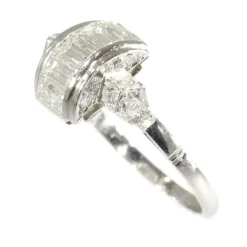 Bague de fiançailles en diamant