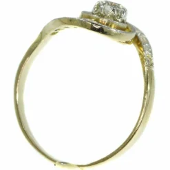 Bague de fiançailles en diamant