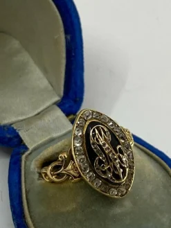 Bague de fiançailles émail bleu et diamants