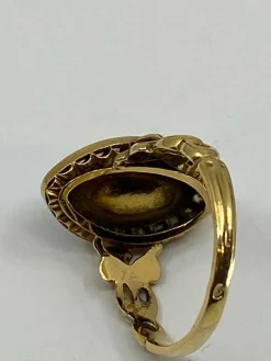 Bague de fiançailles émail bleu et diamants