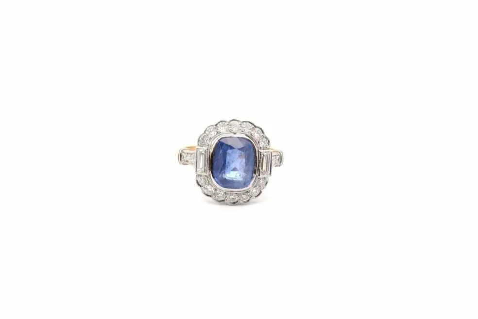 Bague de fiançailles saphir 3,15cts et diamants