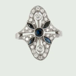 Bague de style Art déco en or 18 carats avec diamants et saphirs