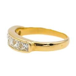 Bague Demi alliance Or jaune Diamant