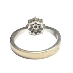 Bague design contemporain du XXème siècle en or avec diamants