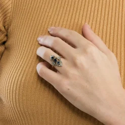 Bague deux ors rose et blanc, saphir et diamants