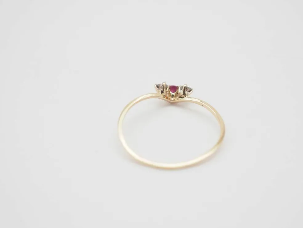 Bague diadème or jaune, rubis et diamants