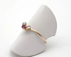 Bague diadème or jaune, rubis et diamants