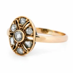 Bague diamant de forme ovale