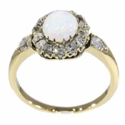 Bague diamant et opale
