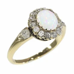 Bague diamant et opale