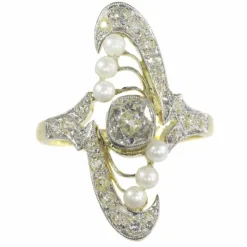 Bague diamant et perle