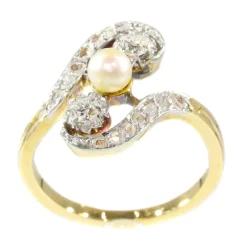 Bague diamant et perle