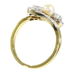 Bague diamant et perle